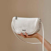 Sleek Saddle Crossbody – Fashionable & Practical