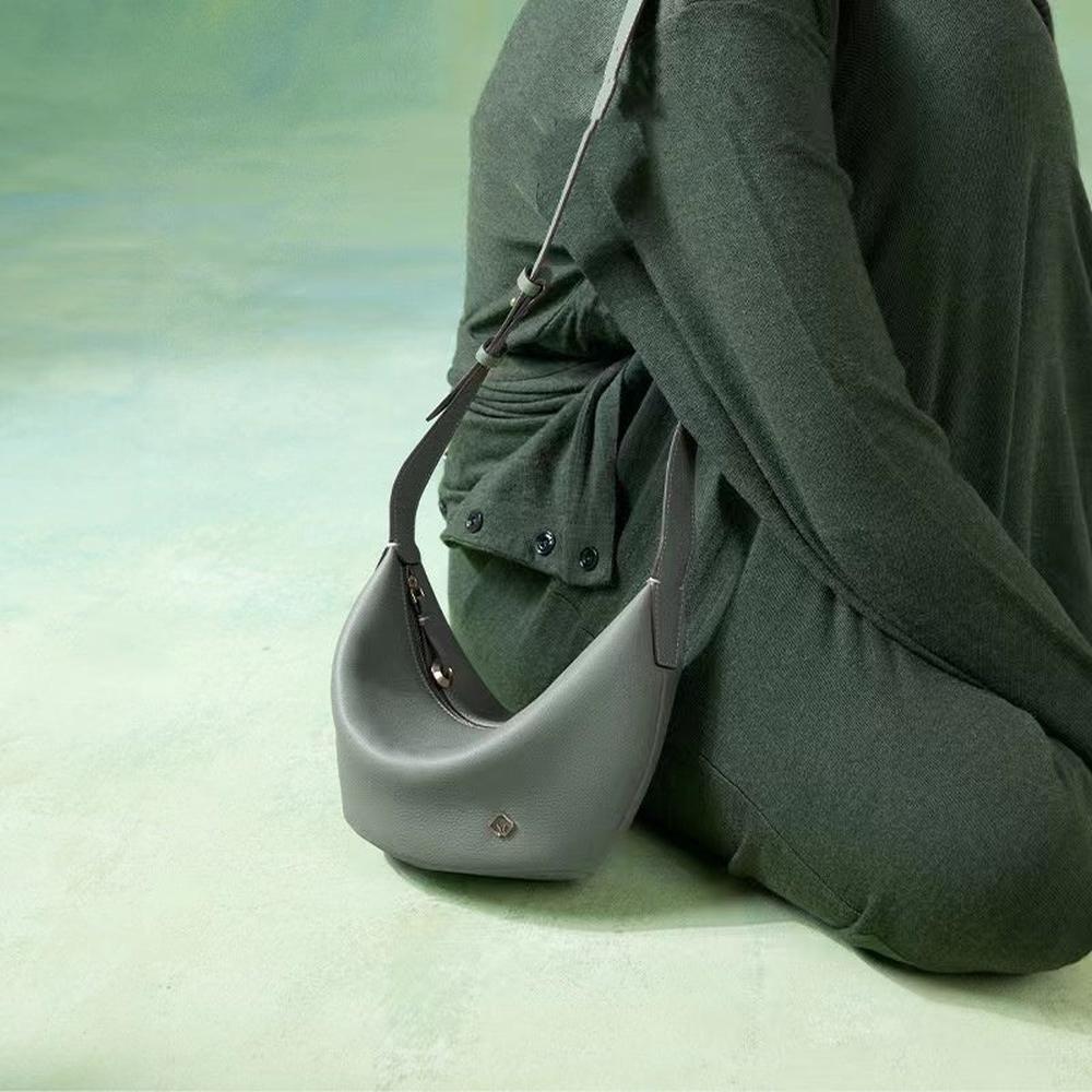 Soft Boat Horn Crossbody Bag