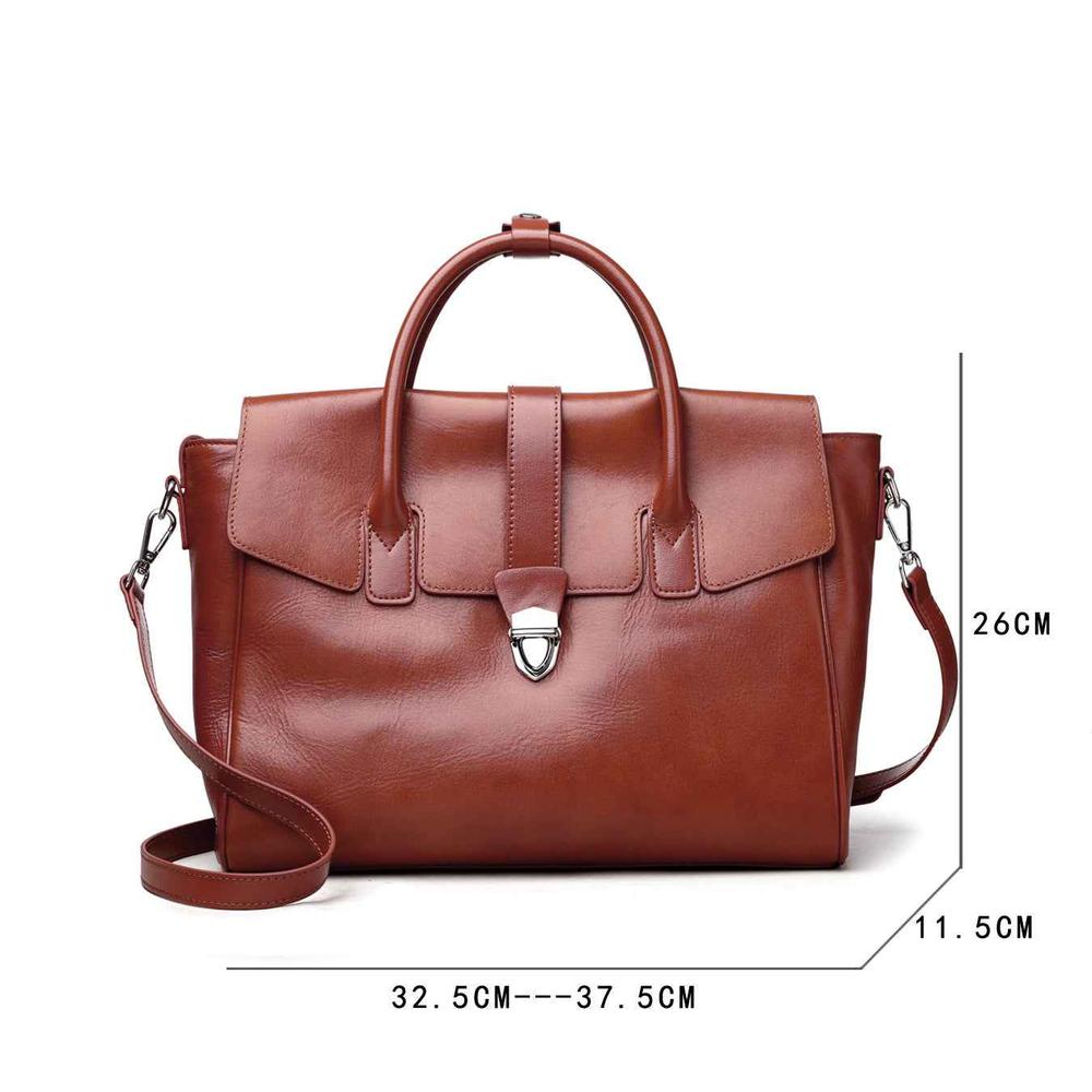 Spacious Retro Handbag – Perfect Companion for Work or Travel