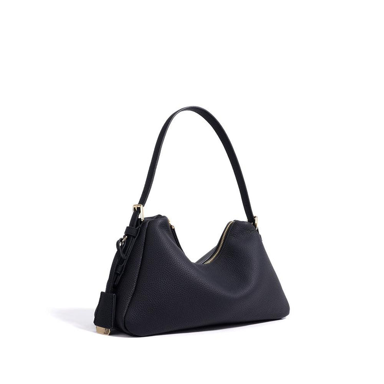 The Advanced Classic Leather Shoulder Bag