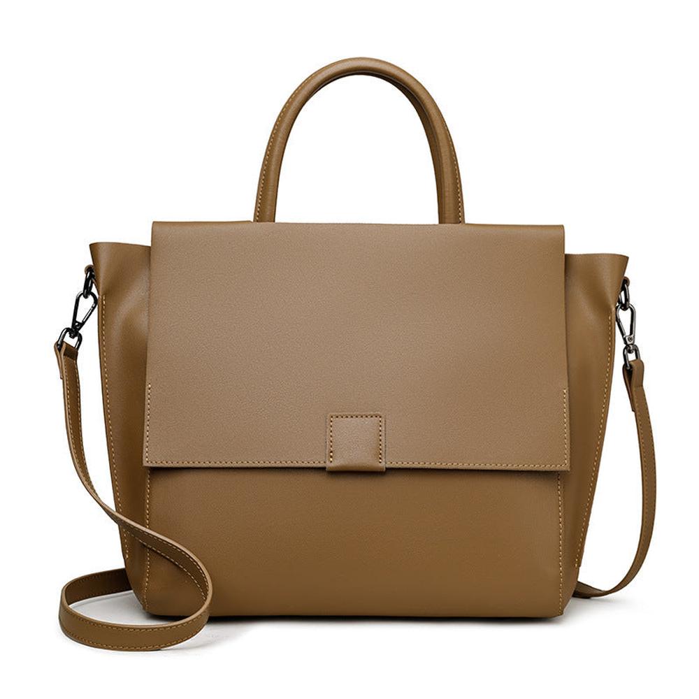 Versatile Leather Handbag – Messenger Style for Every Day