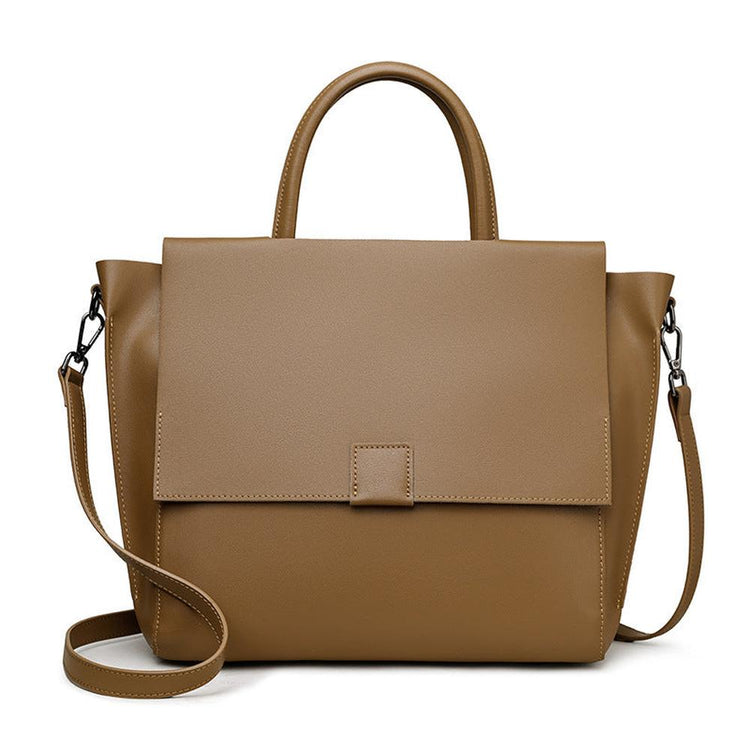 Versatile Leather Handbag – Messenger Style for Every Day