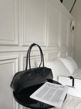 Women’s Korean-Style Leather Baguette Shoulder Bag