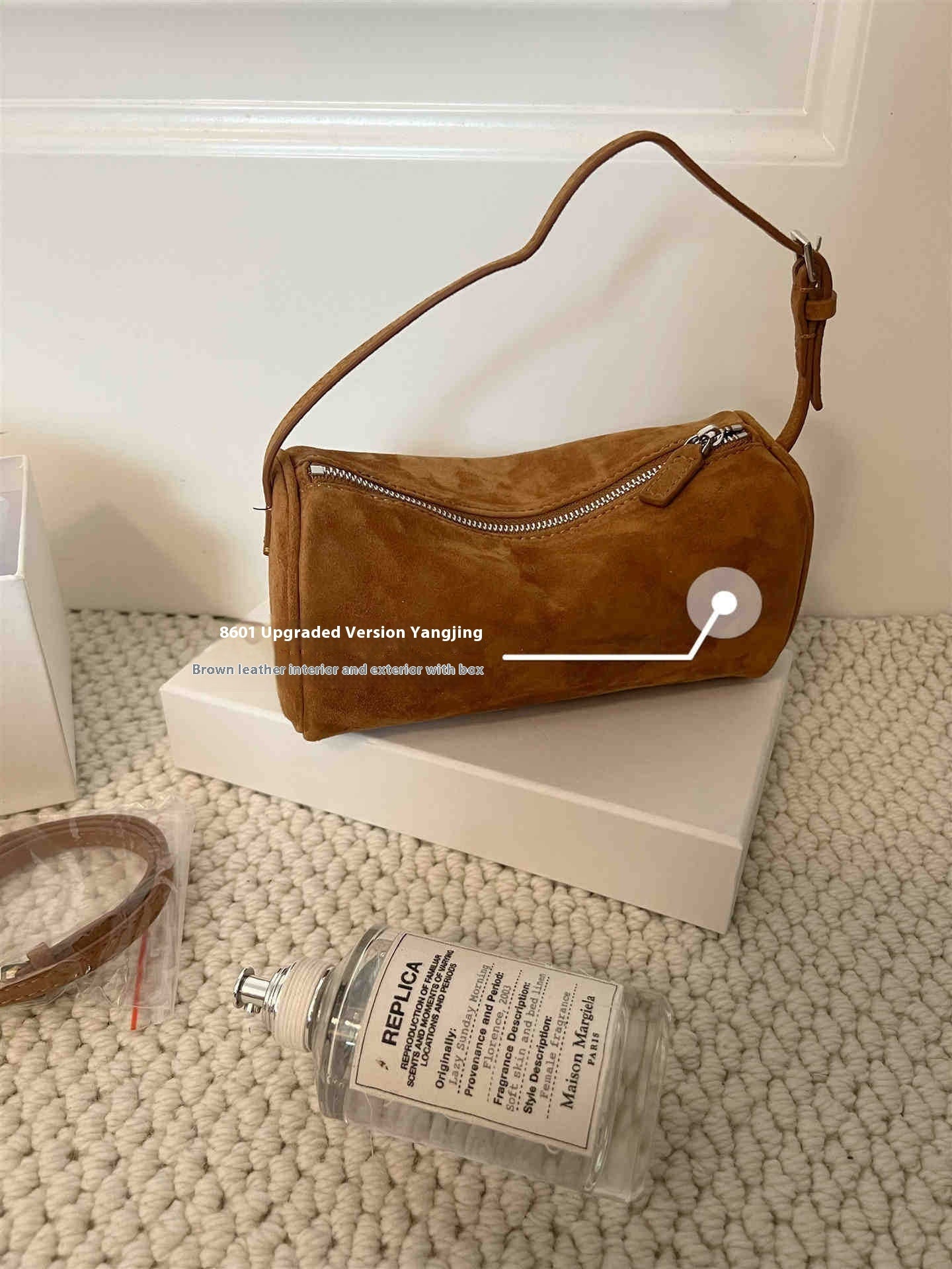 Leather small size baguette Shoulder bag